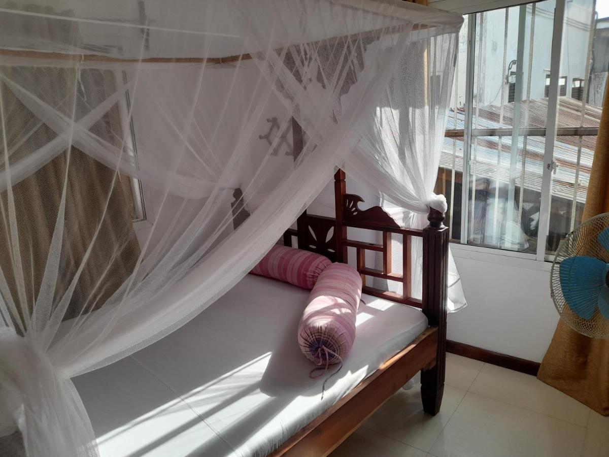 Riverman Hotel Zanzibar 外观 照片