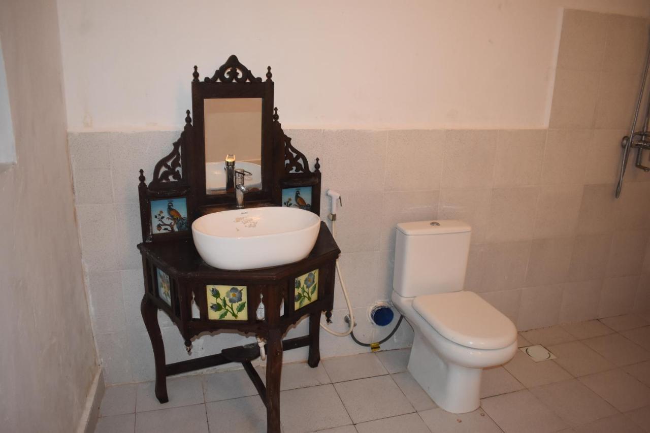 Riverman Hotel Zanzibar 外观 照片