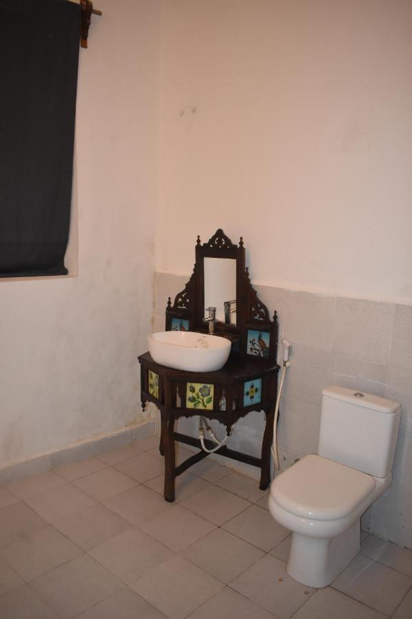 Riverman Hotel Zanzibar 外观 照片