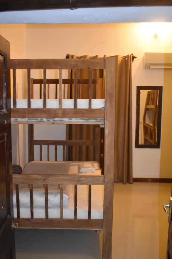 Riverman Hotel Zanzibar 外观 照片